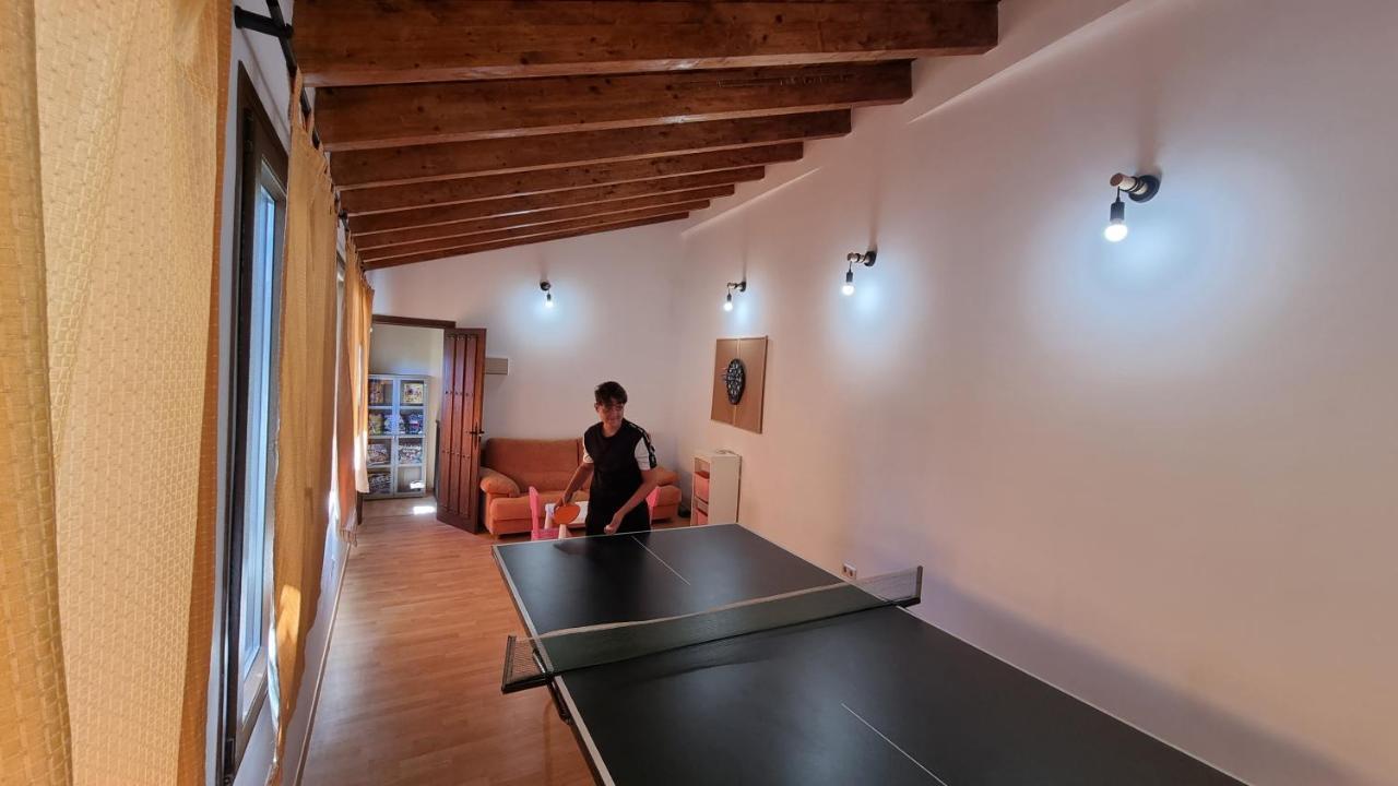 Casa Rural La Posada De Santa Teresa Pastrana Buitenkant foto