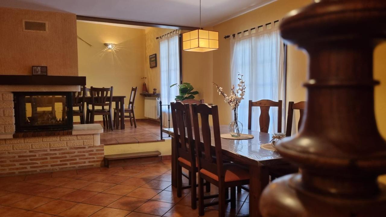 Casa Rural La Posada De Santa Teresa Pastrana Buitenkant foto